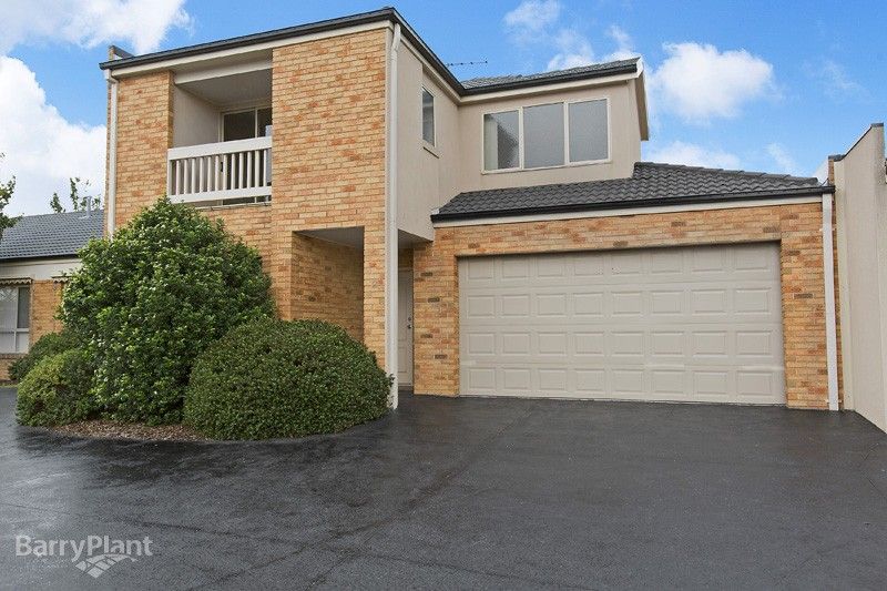 2/101 Golf Links Road, BERWICK VIC 3806, Image 0