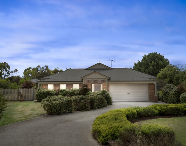 10 Bournbank Avenue, Bannockburn VIC 3331