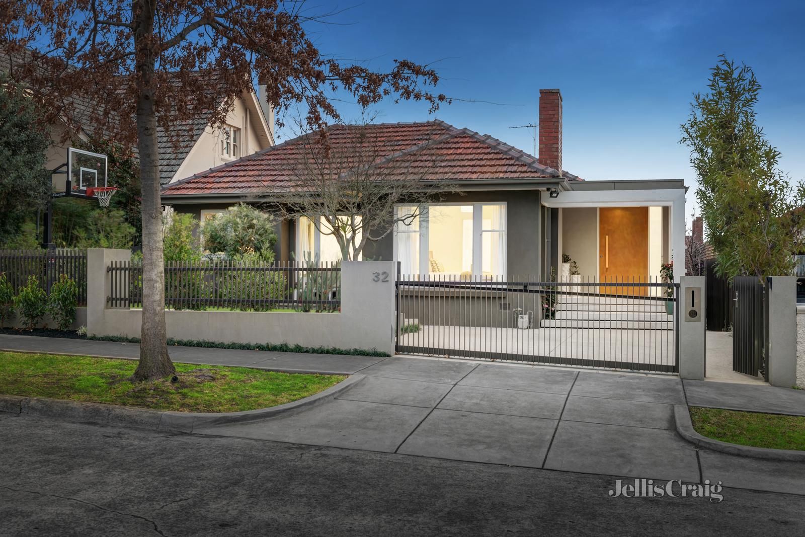 32 Faircroft Avenue, Glen Iris VIC 3146, Image 2