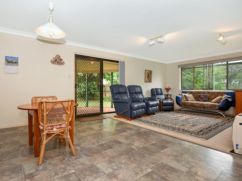 9 Bamboo Court, Darling Heights QLD 4350, Image 2