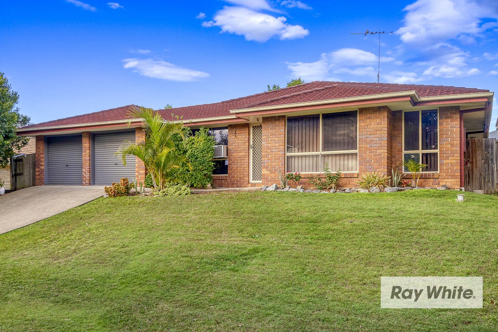 77 Brooklands Circuit, Forest Lake QLD 4078