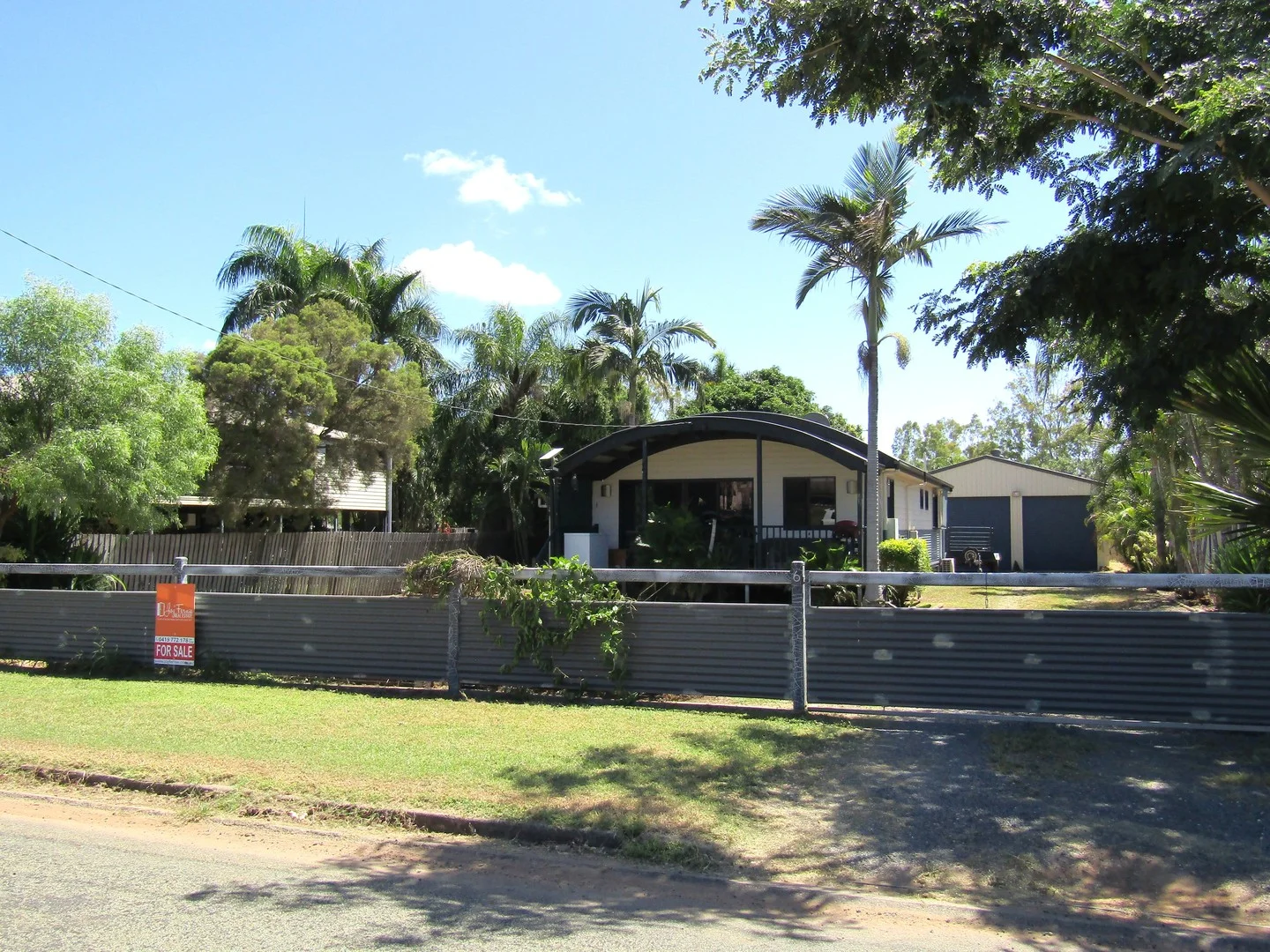 6 Main Street, Bluff QLD 4702