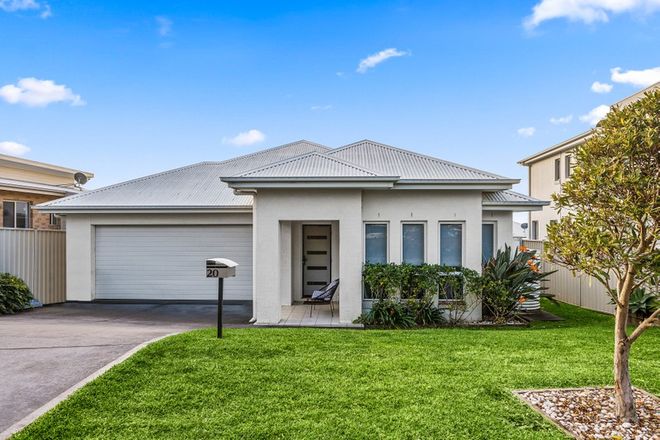 Picture of 20 Coolum Parkway, SHELL COVE NSW 2529
