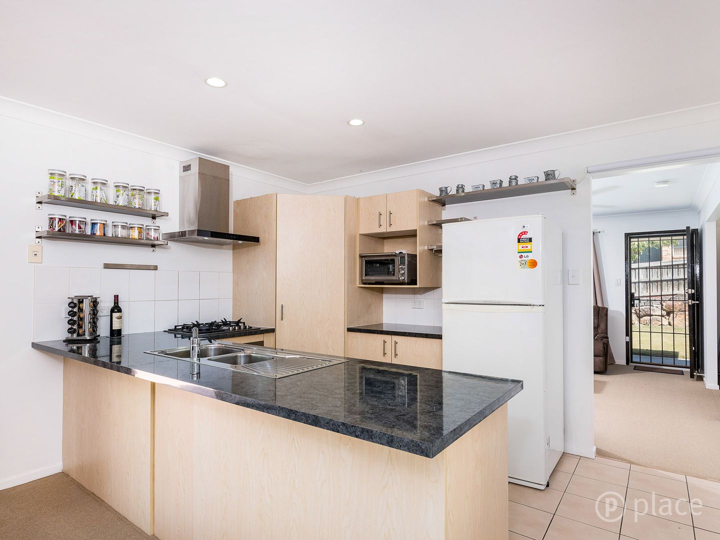 19 Creswick Place, Bellbowrie QLD 4070, Image 2