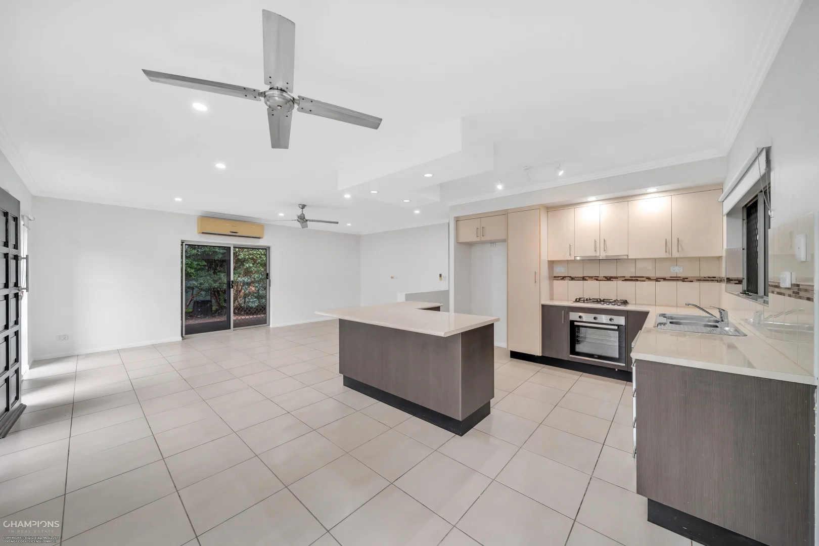 Additional image 4 of 36 Carnation Drive, Mooroobool QLD 4870