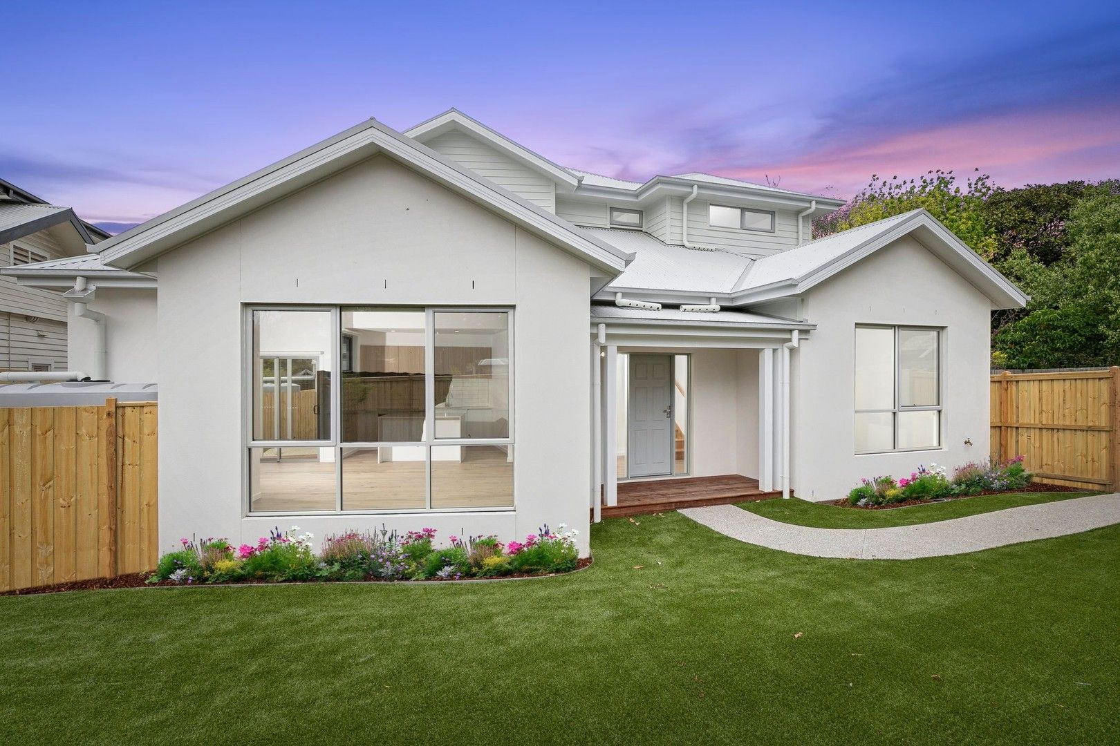 3 bedrooms Townhouse in 1/338 Shannon Avenue NEWTOWN VIC, 3220
