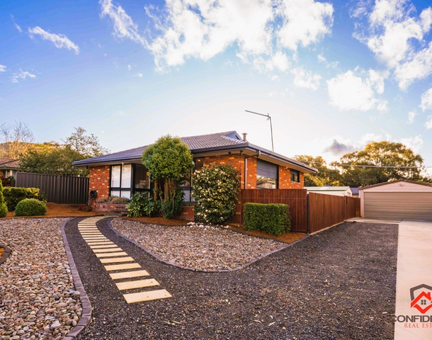 34 Vansittart Crescent, Kambah ACT 2902