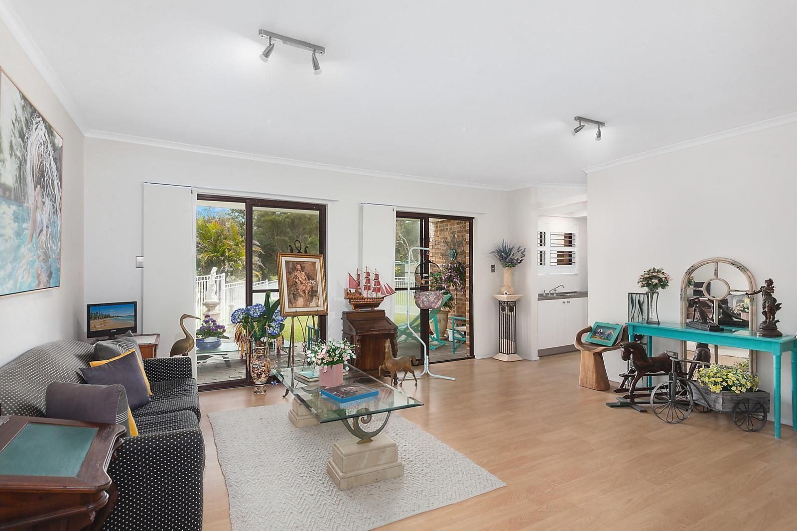 1/4 Del Mar Drive, Copacabana NSW 2251, Image 2