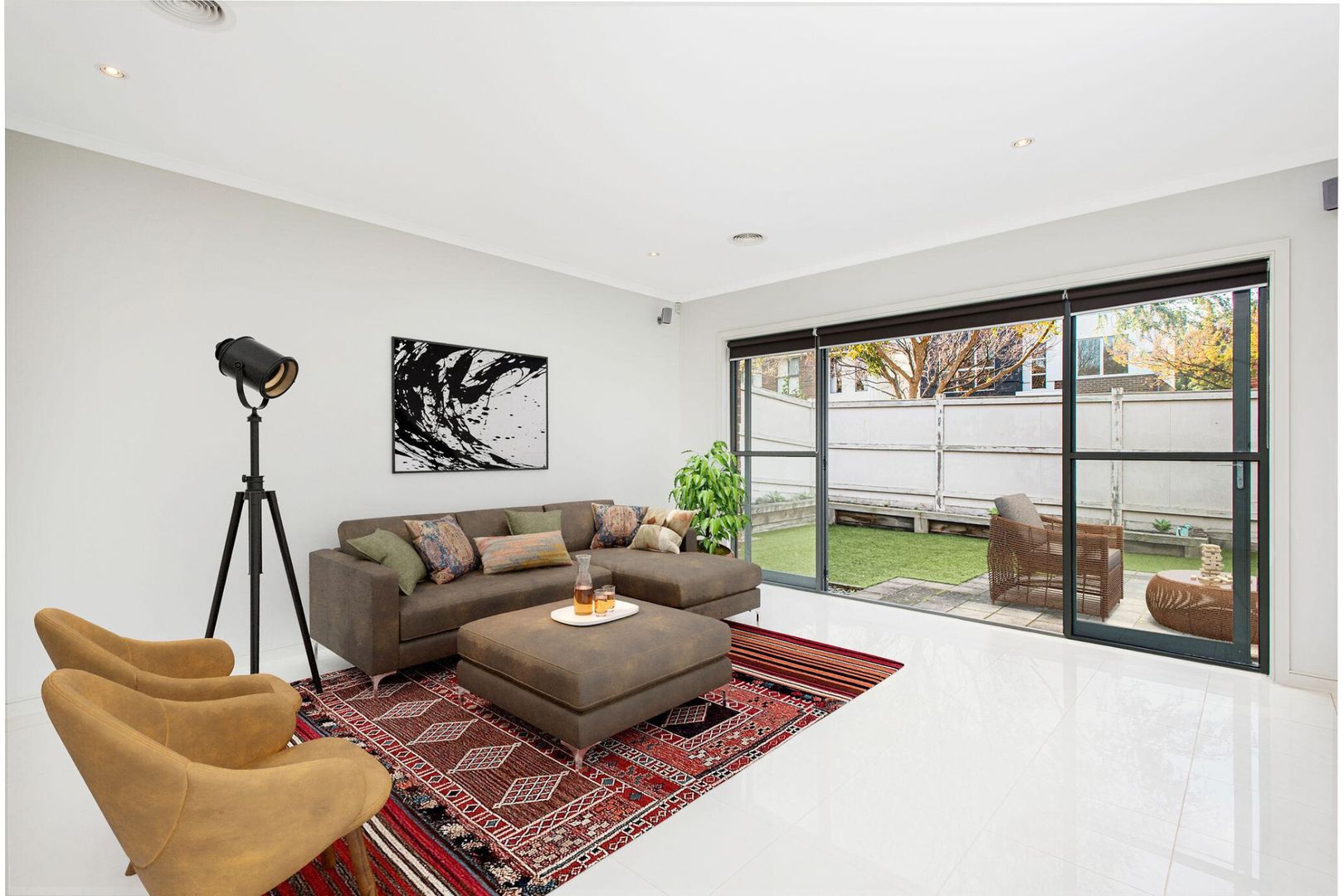 3 bedrooms House in 6 Inverness Place HEATHERTON VIC, 3202