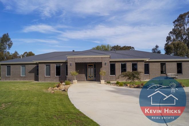 Picture of 5 Oakland Road, KIALLA WEST VIC 3631