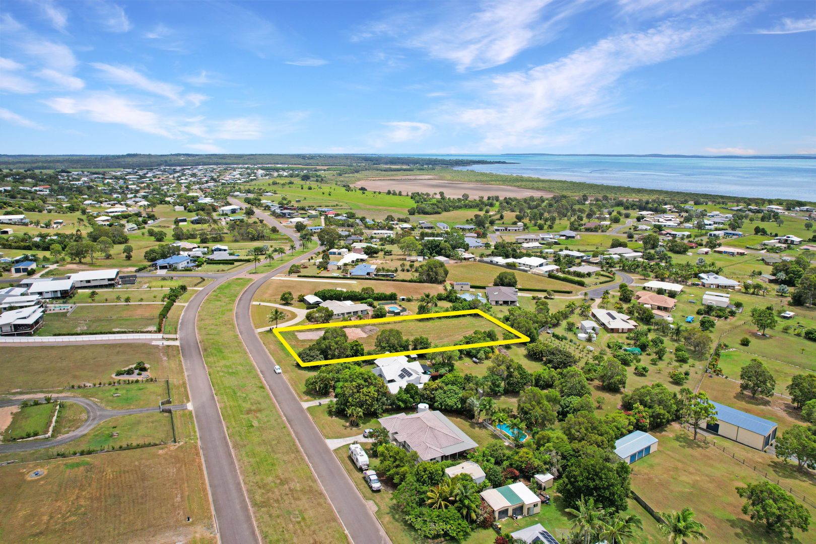 41 Cove Boulevard, River Heads QLD 4655 Domain