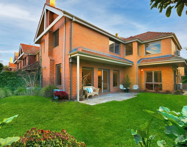 6 Ellesmore Court, Kew VIC 3101