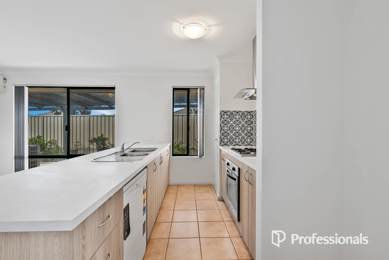Additional image 4 of 16 Coniston Drive, Ellenbrook WA 6069