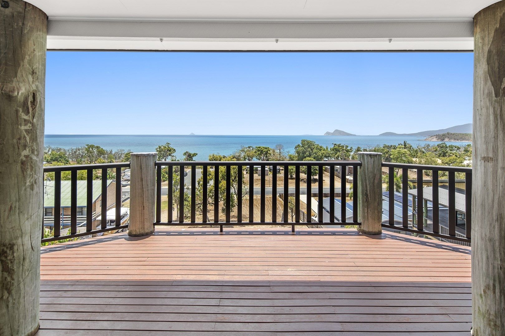 17 Roseric Crescent, Hideaway Bay QLD 4800, Image 0