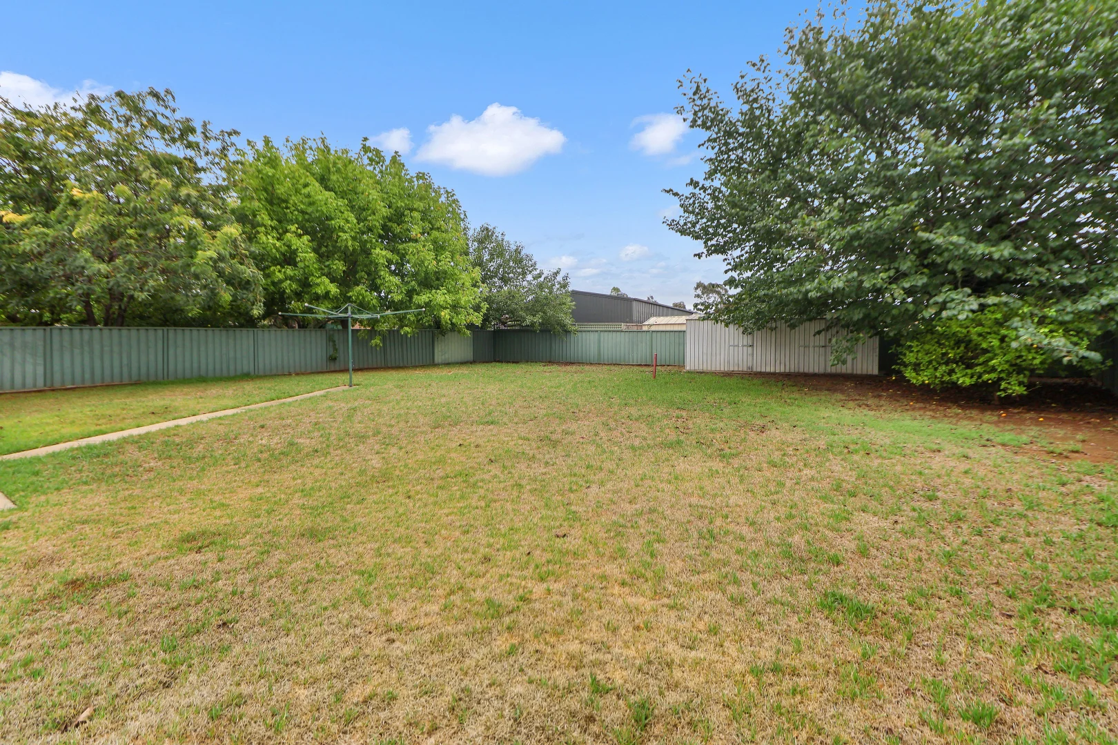 Additional image 13 of 3 Tikki Place, Glenfield Park NSW 2650
