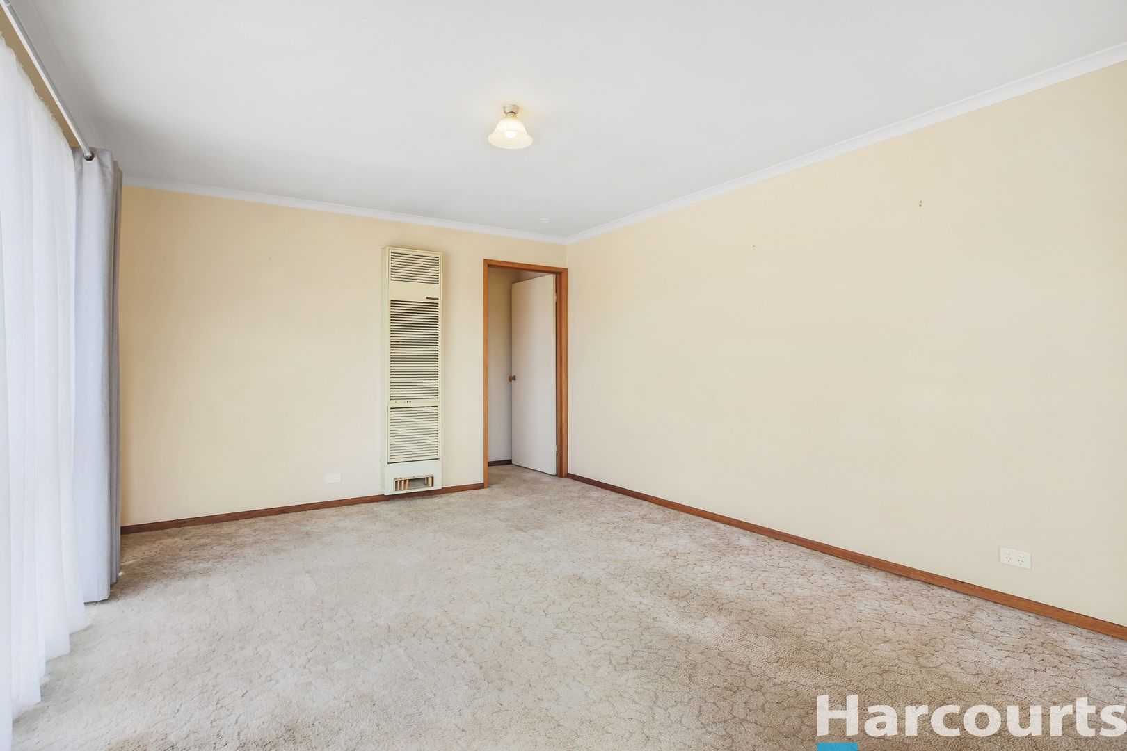 2/1-3 Gould Street, Drouin VIC 3818, Image 2