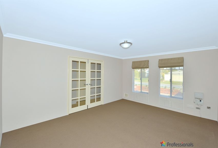 49 Summerlea Ave, Meadow Springs WA 6210, Image 1