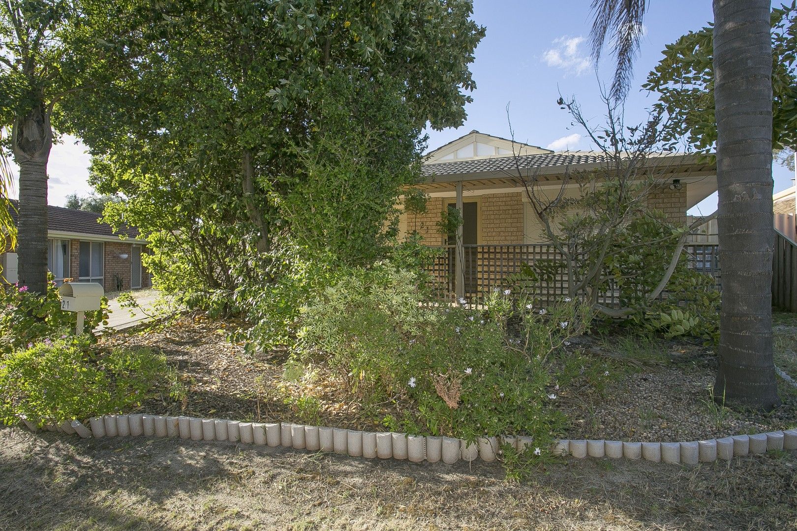 4 bedrooms House in 21 Wenstead Place STRATTON WA, 6056