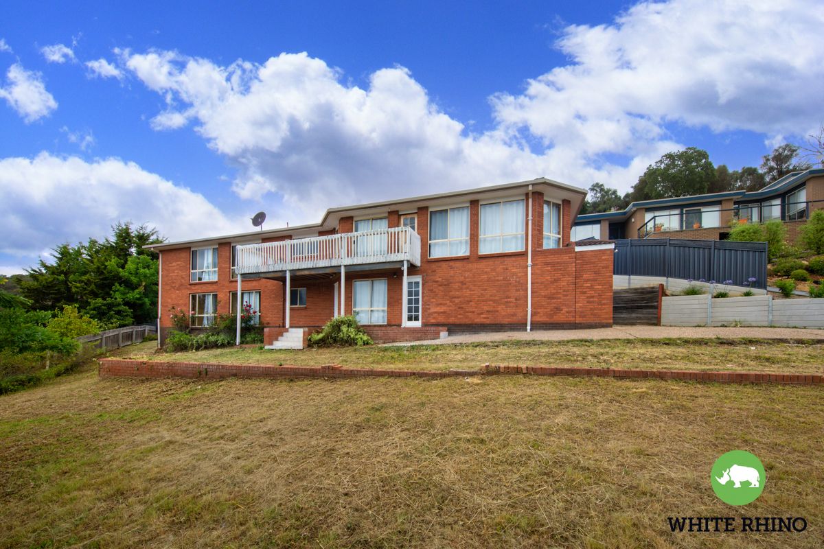 5 bedrooms House in 9 Tuthill Place CALWELL ACT, 2905