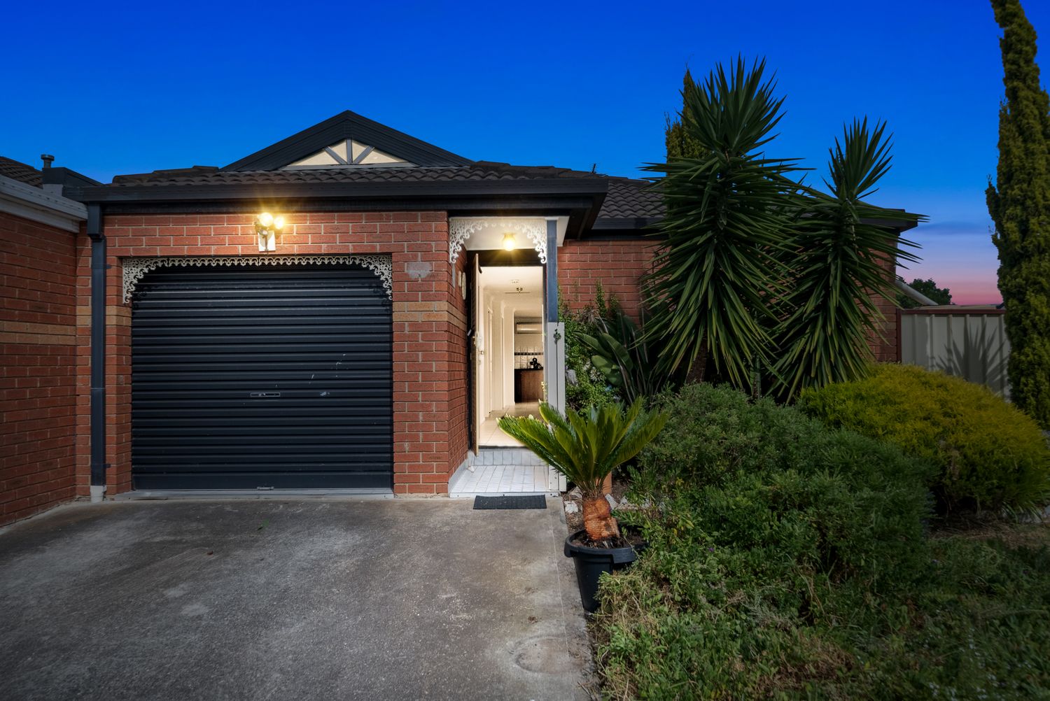 1/21 Patonga Drive, Delahey VIC 3037, Image 0