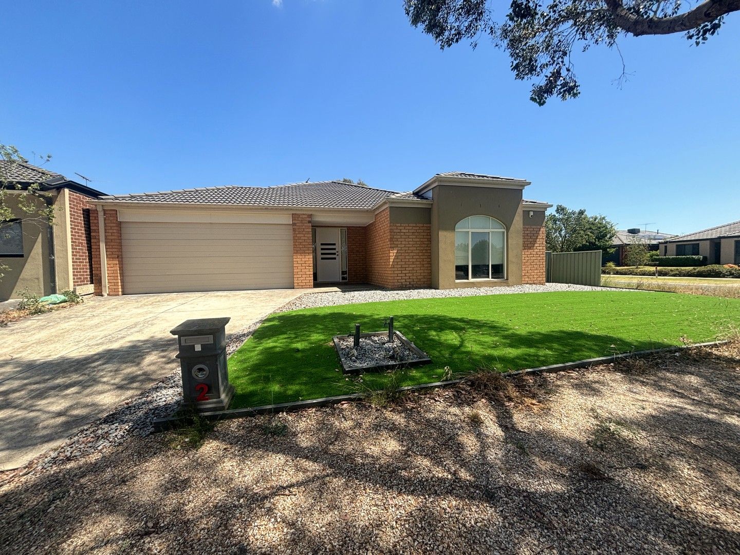 4 bedrooms House in 2 Pembury Way WYNDHAM VALE VIC, 3024