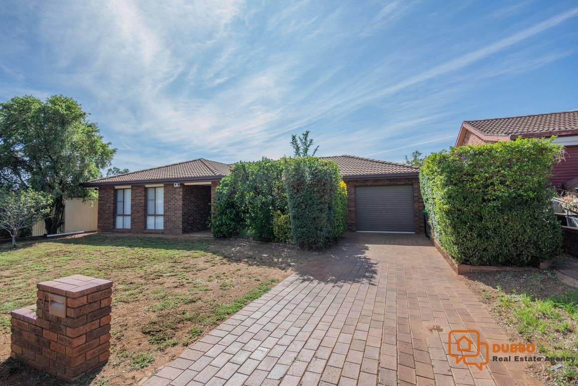 Picture of 4 Ingrid Place, DUBBO NSW 2830