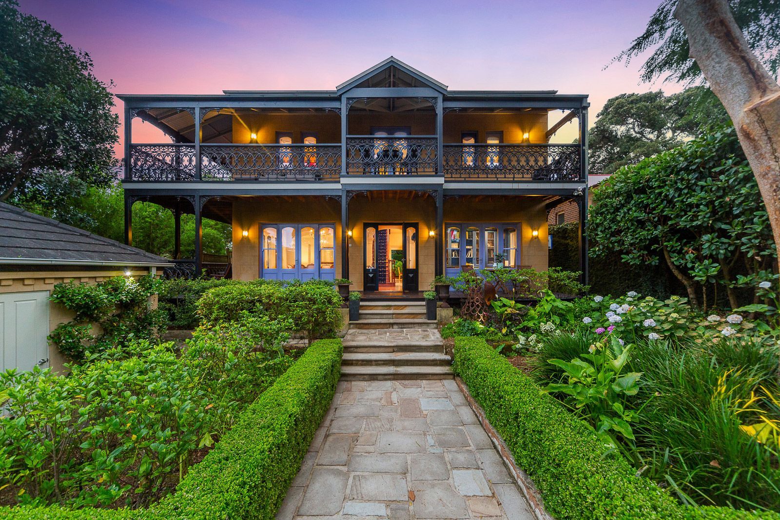 5 bedrooms House in 29 Manns Avenue GREENWICH NSW, 2065