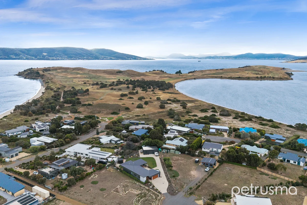 Additional image 32 of 19 Pardalote Close, Opossum Bay TAS 7023