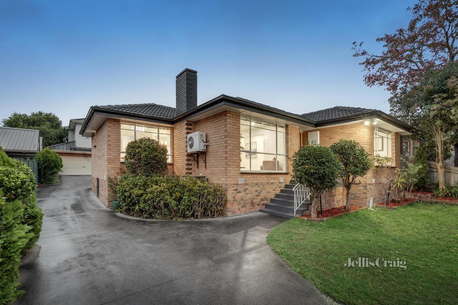 1/6 Charlton Street, Blackburn North VIC 3130, Image 0