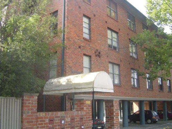 1 bedrooms Apartment / Unit / Flat in 5/1A Boondara Grove ST KILDA VIC, 3182