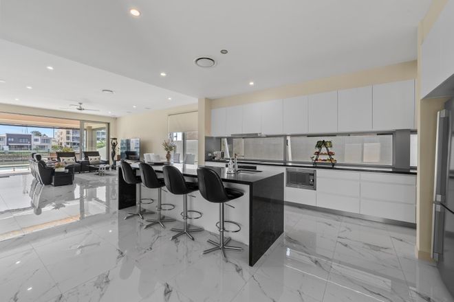 13 North View Street Hope Island 4212 - Image 5