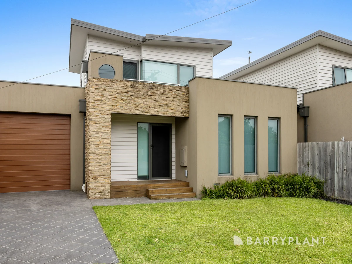 Primary image of 3 Leon Avenue, Rosebud VIC 3939