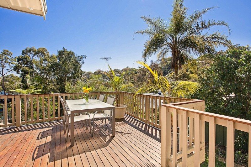 10 Buckinbah Place, LILLI PILLI NSW 2229, Image 2