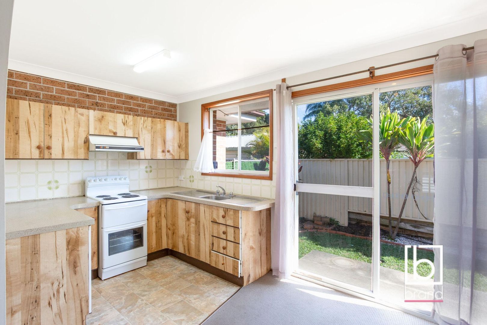 6/64 The Corso, Gorokan NSW 2263, Image 2