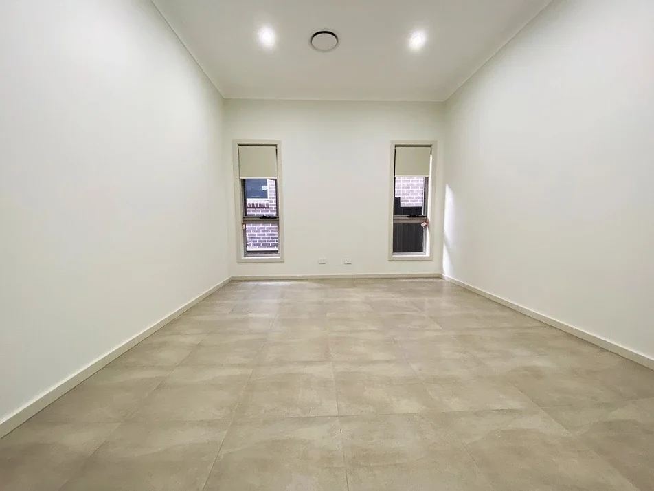 Additional image 7 of 92 Poulton Terrace, Campbelltown NSW 2560