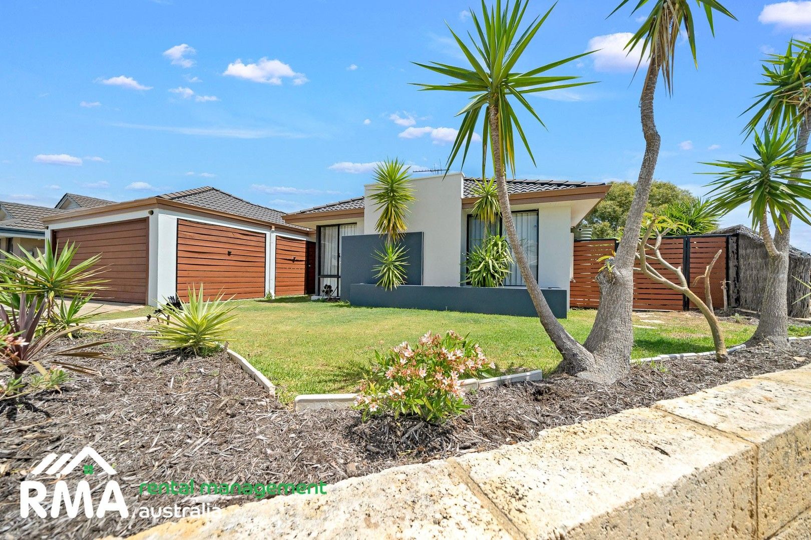 4 bedrooms House in 34 Tobermory Crescent BUTLER WA, 6036