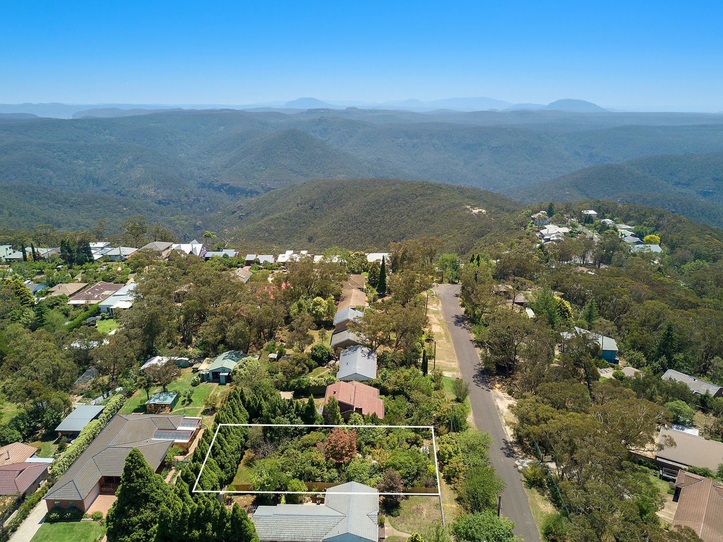 6 Edward Parade, Wentworth Falls NSW 2782, Image 1