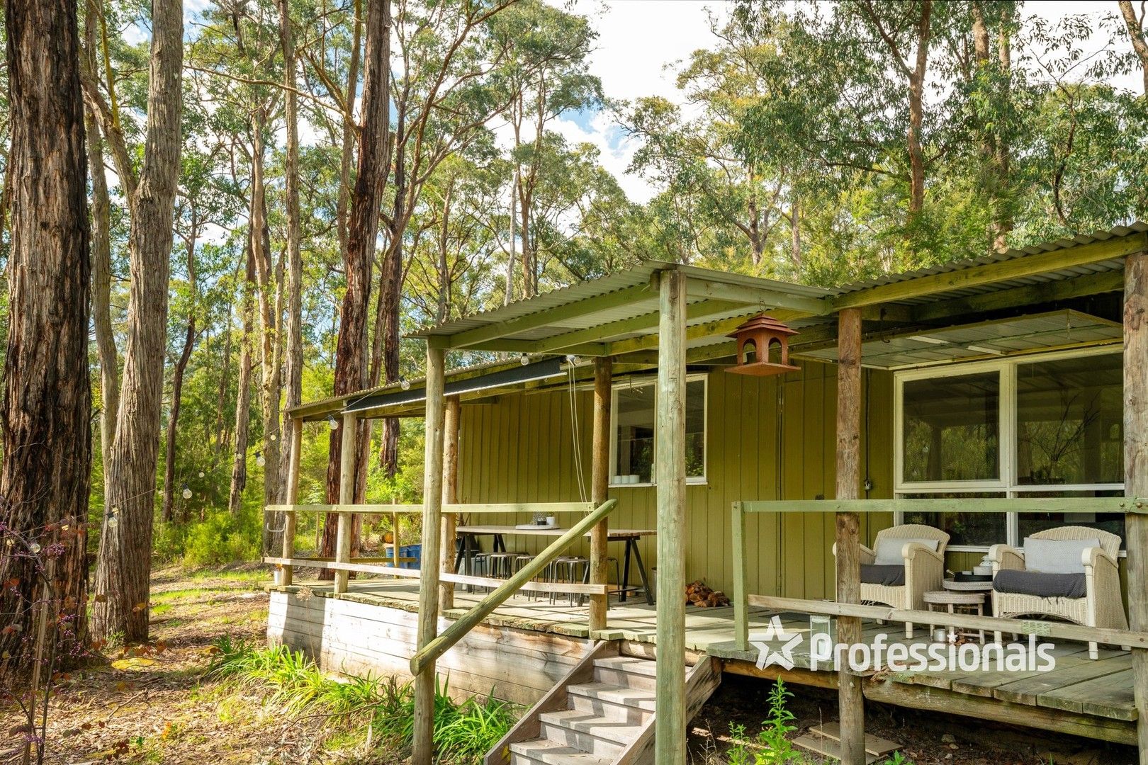 27 Lyrebird Avenue, East Warburton VIC 3799 Domain