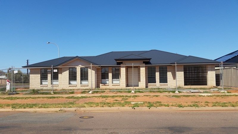 2 Robinson Street, Whyalla Jenkins SA 5609