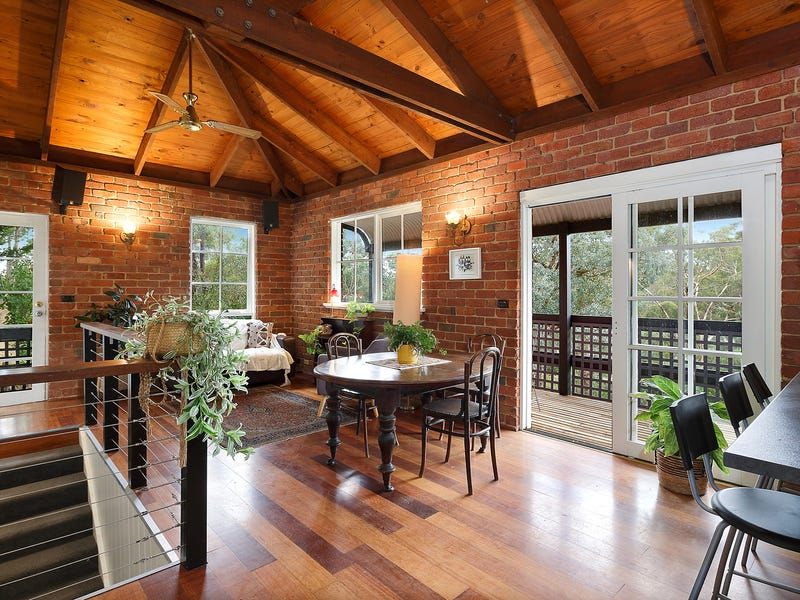 688 Heidelberg-Kinglake Road, Hurstbridge VIC 3099, Image 2