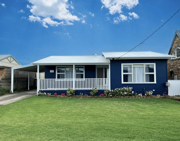 10 Singleton Street, Port Fairy VIC 3284