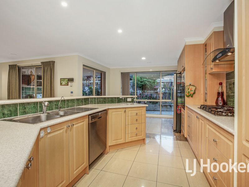 4 Red Oak Terrace, Lyndhurst VIC 3975, Image 1