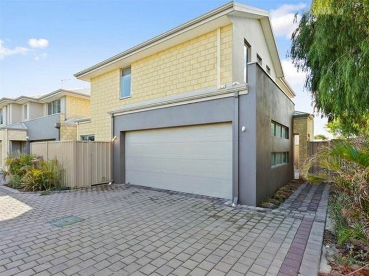 3 bedrooms House in 1/7 Gild Street CLOVERDALE WA, 6105