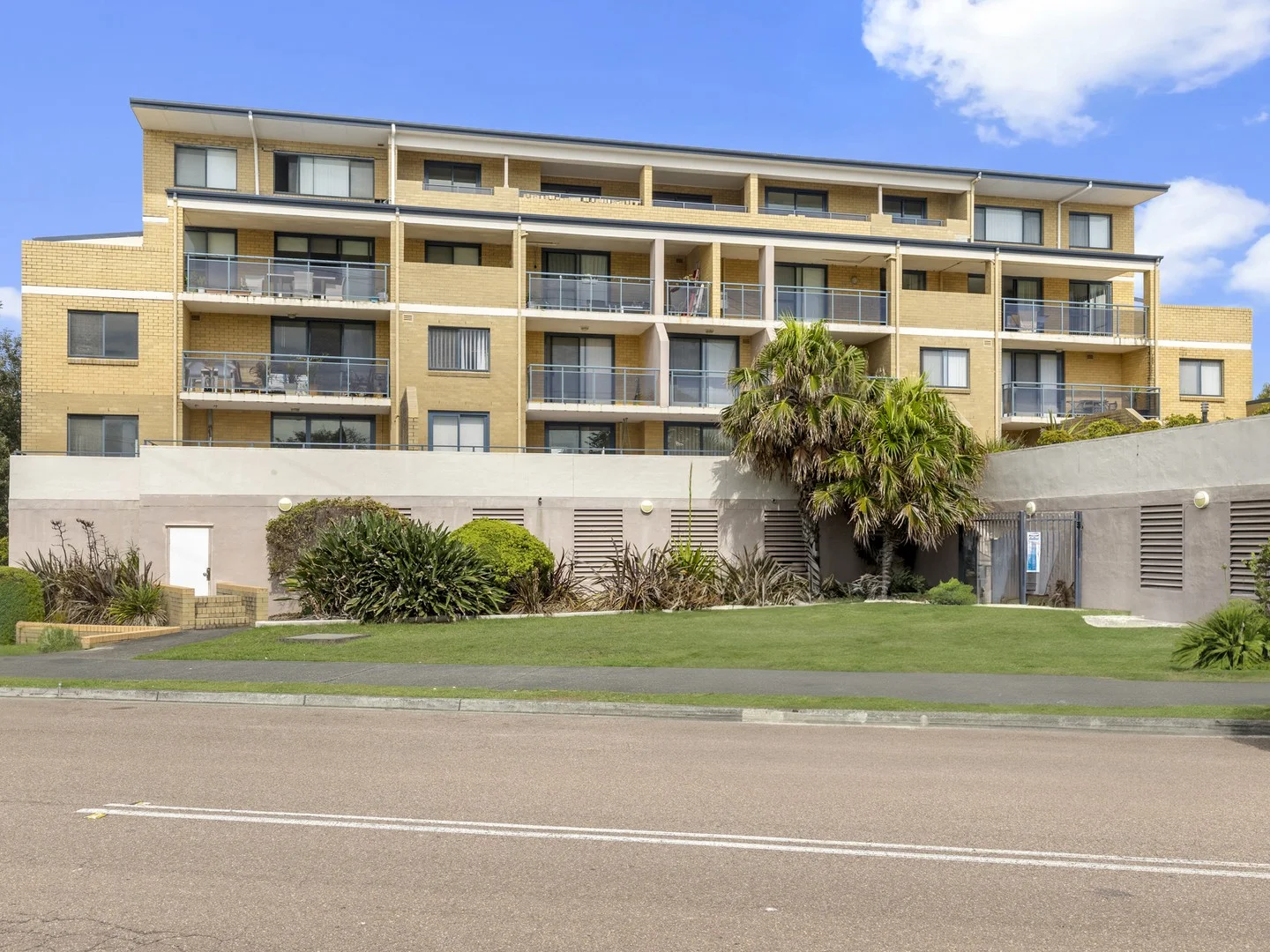 93/54-66 Hutton Rd, The Entrance North NSW 2261