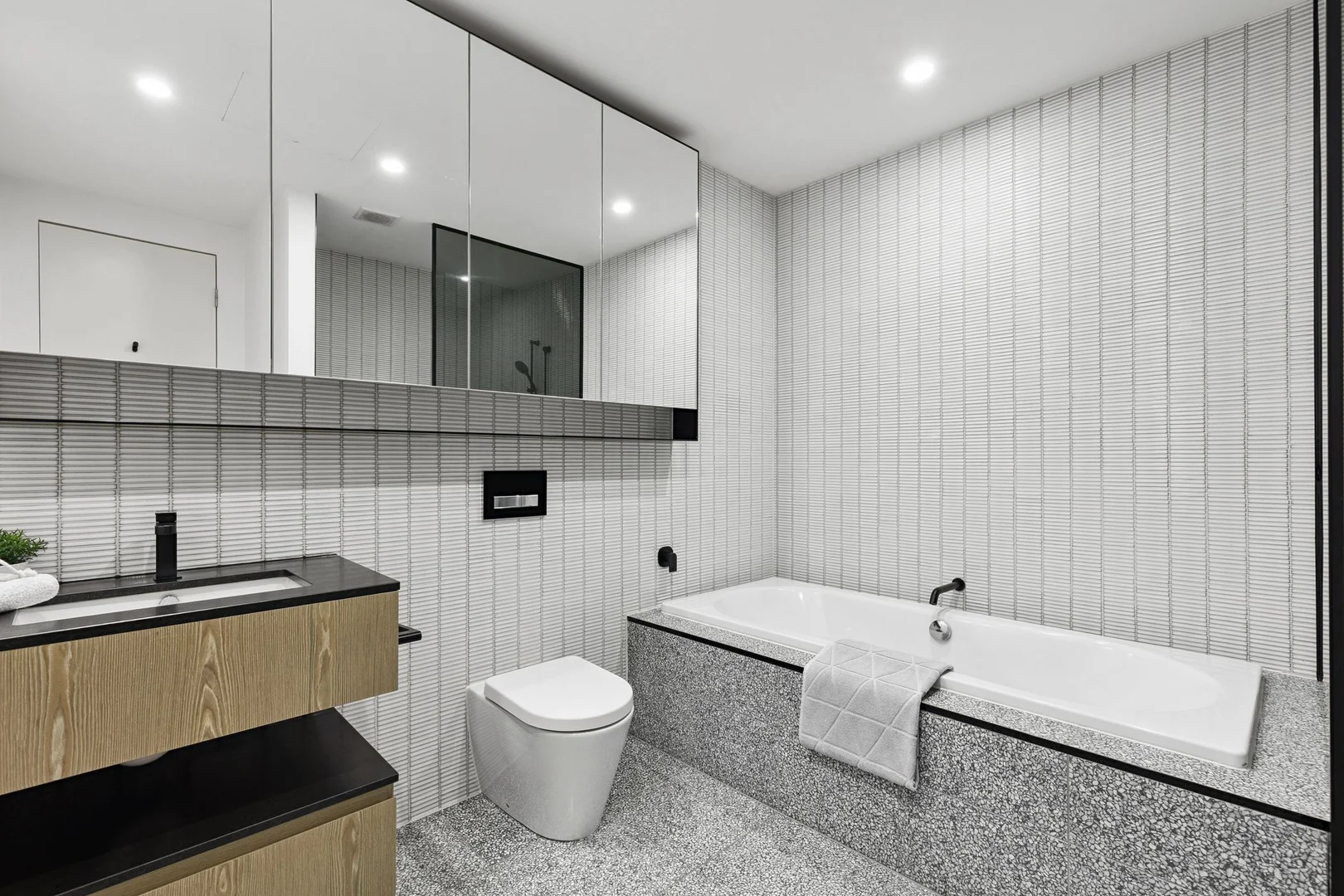 Additional image 12 of 6 Lumb Place, Rippleside VIC 3215