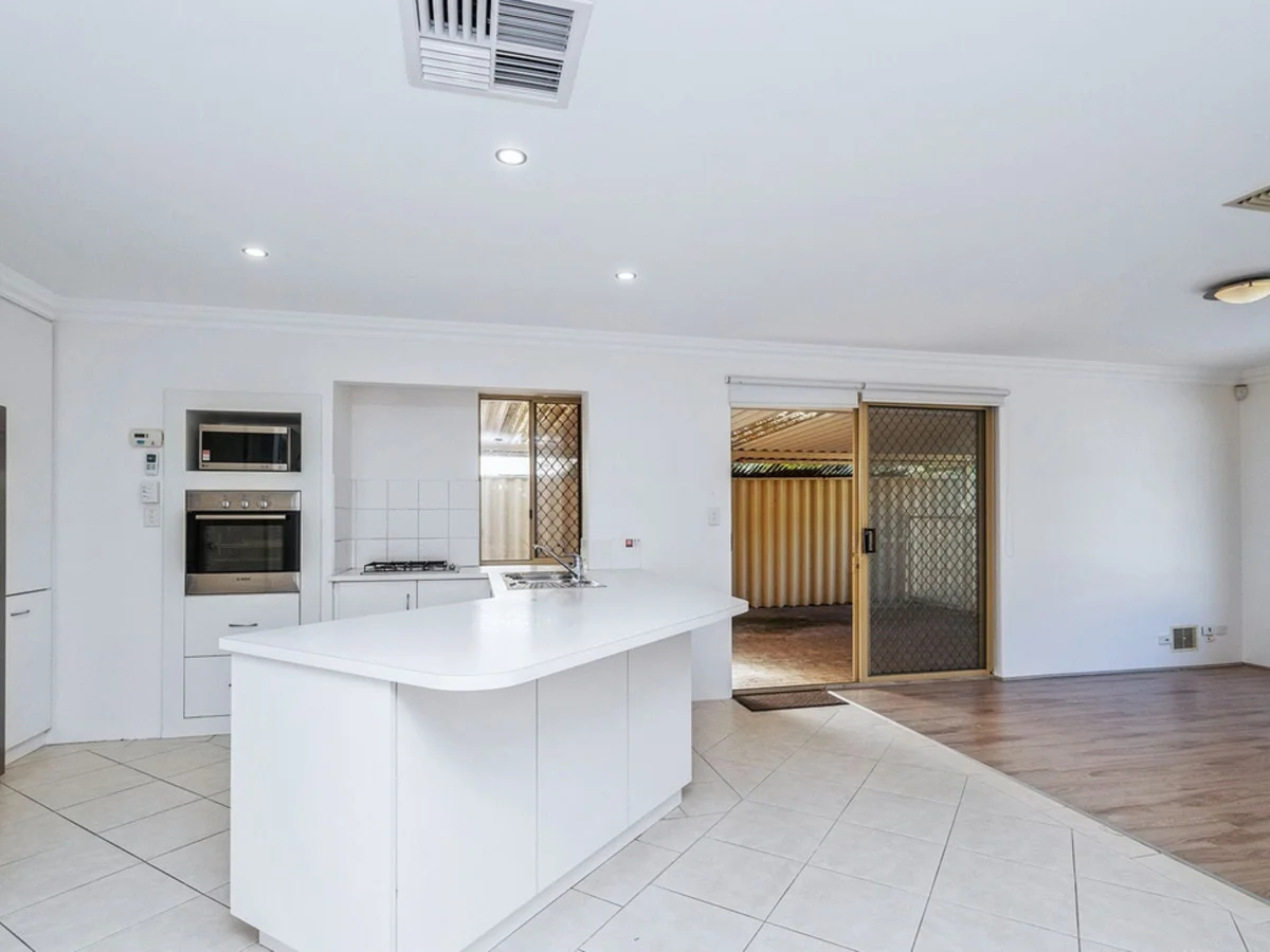 Additional image 16 of 8 Desault Cove, Ballajura WA 6066