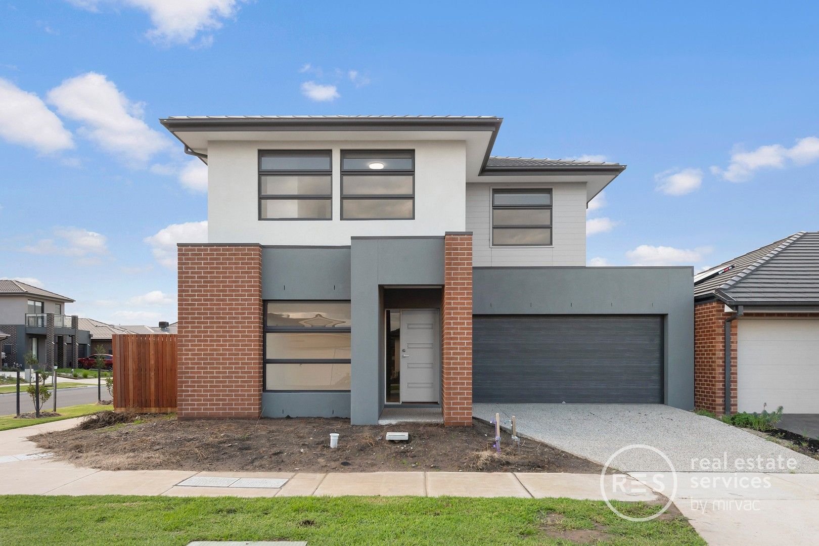 5 bedrooms House in 24 Carcoola Rise CLYDE NORTH VIC, 3978