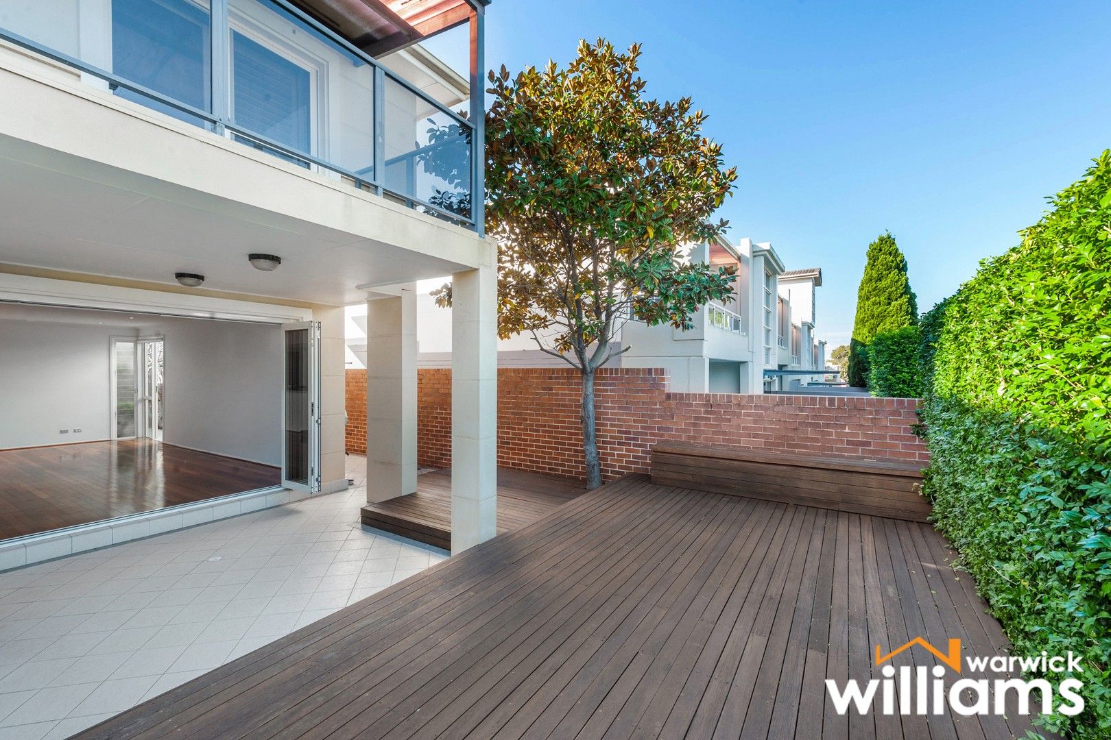 3 bedrooms Townhouse in 25 Windward Parade CHISWICK NSW, 2046