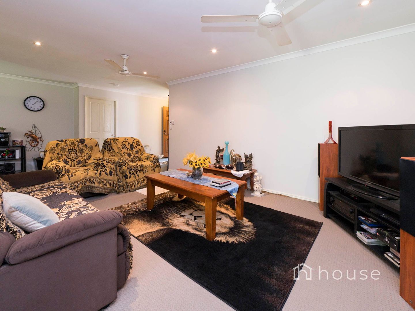 12 Lakes Entrance, Meadowbrook QLD 4131, Image 2