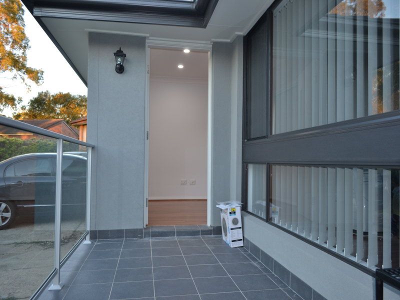 1 bedrooms House in 11A Lyrebird Pl INGLEBURN NSW, 2565